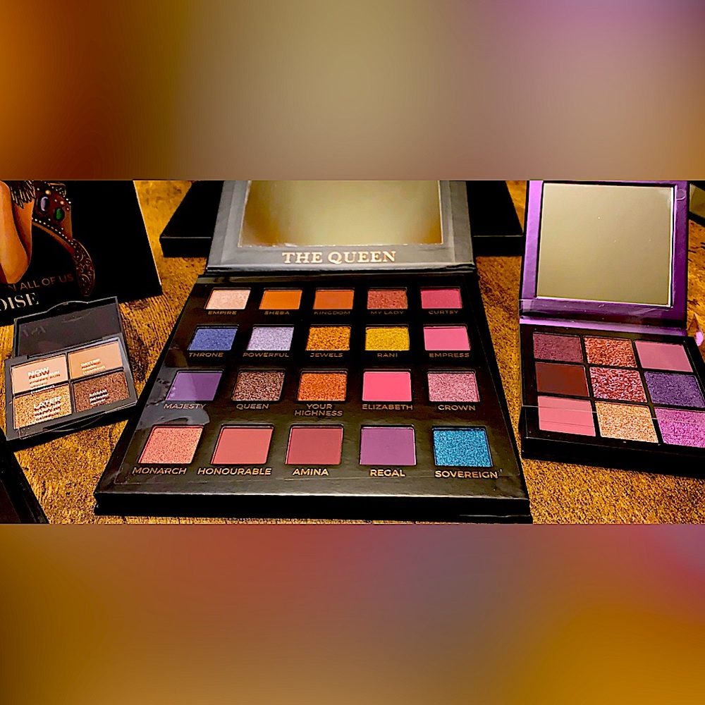 eye shadow pallet BUNDLE (4)